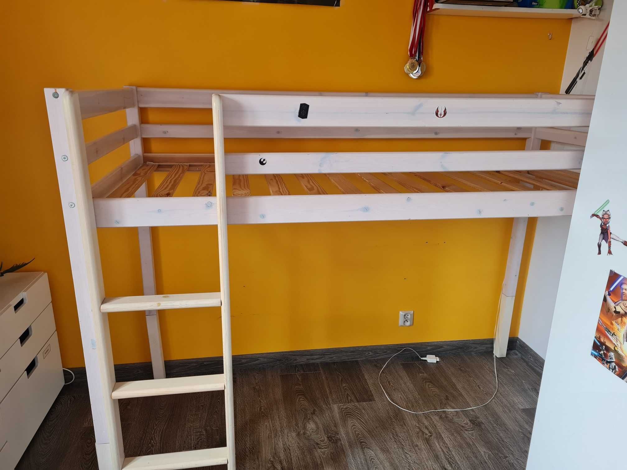 Łóżko piętrowe/ 3 poziomy