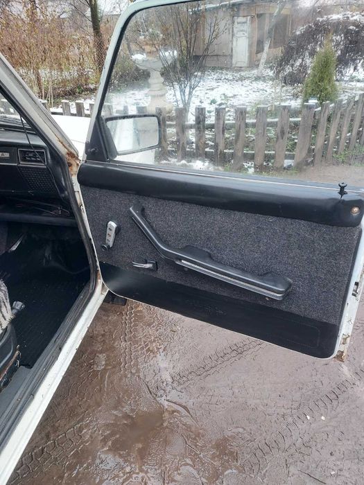 На повному ходу, сів поїхав