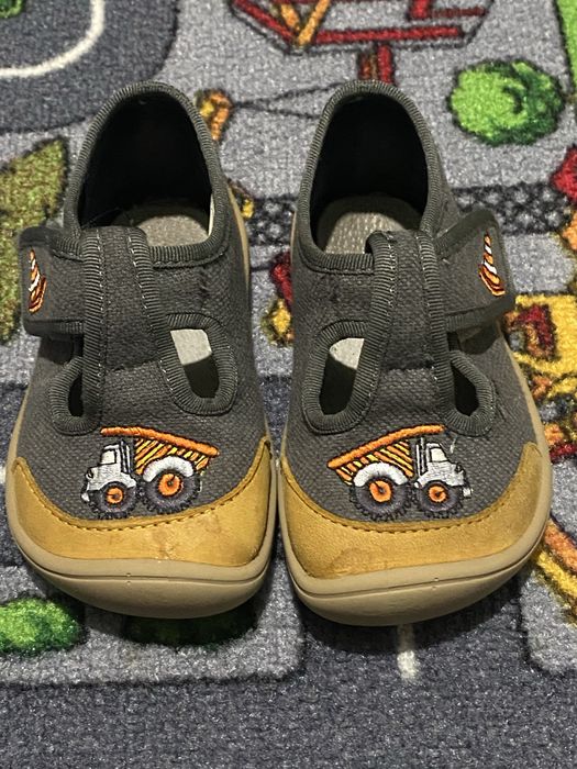 Kapcie 3F Barefoot, wzór - koparkk, r. 22