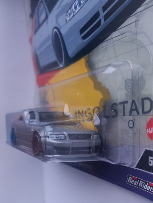 Audi s4 quattro rodas de borracha