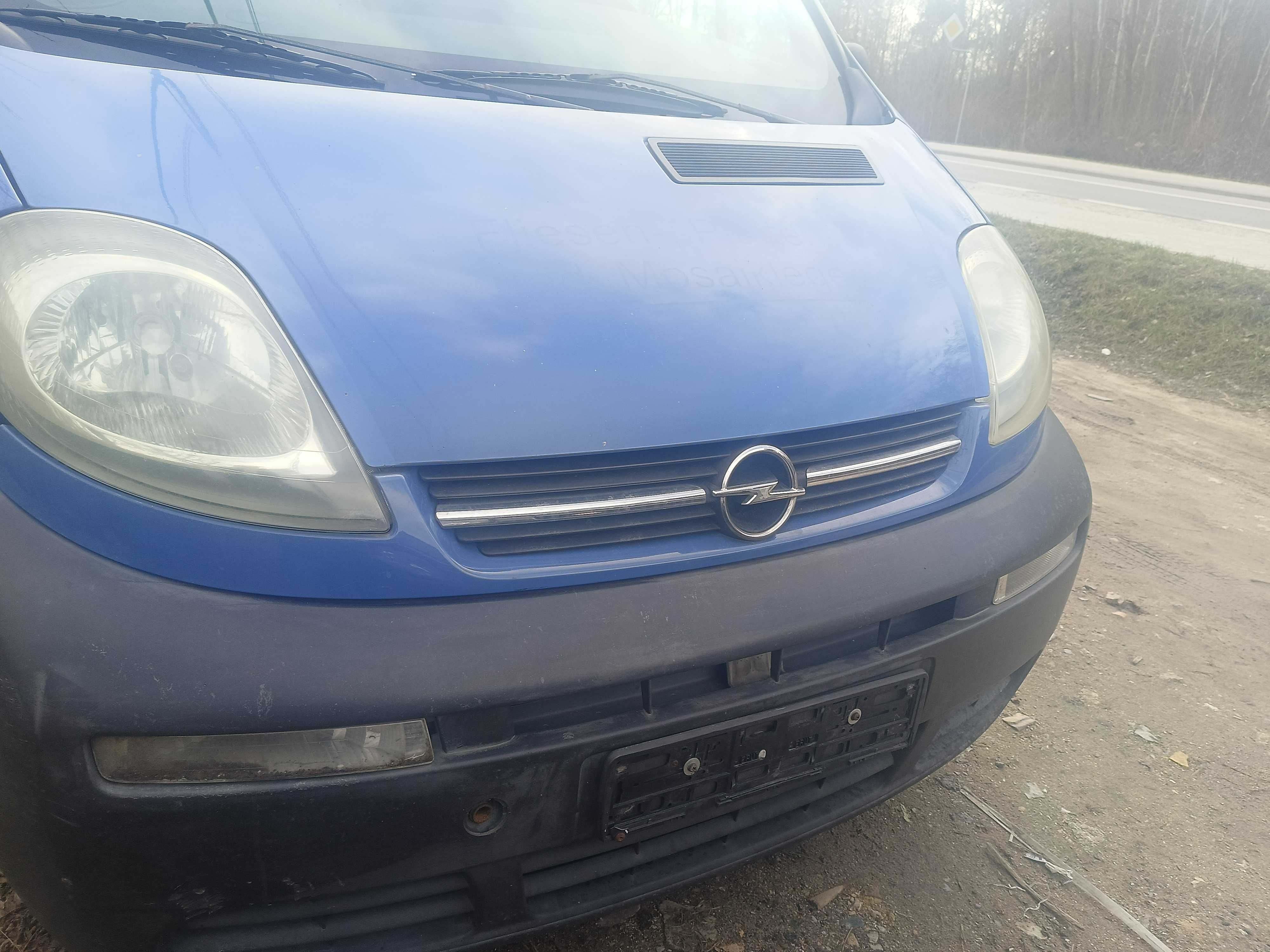 opel vivaro 1.9 dti 2002r samochód na części lub w całości