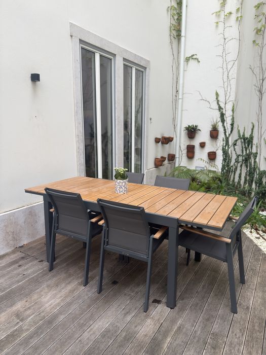 Mesa de jardim extensível