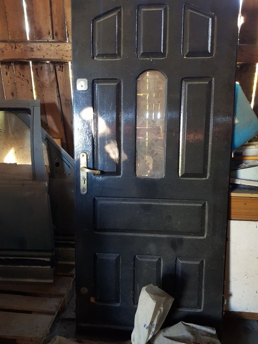 Drzwi wejsciowe drewniane 90