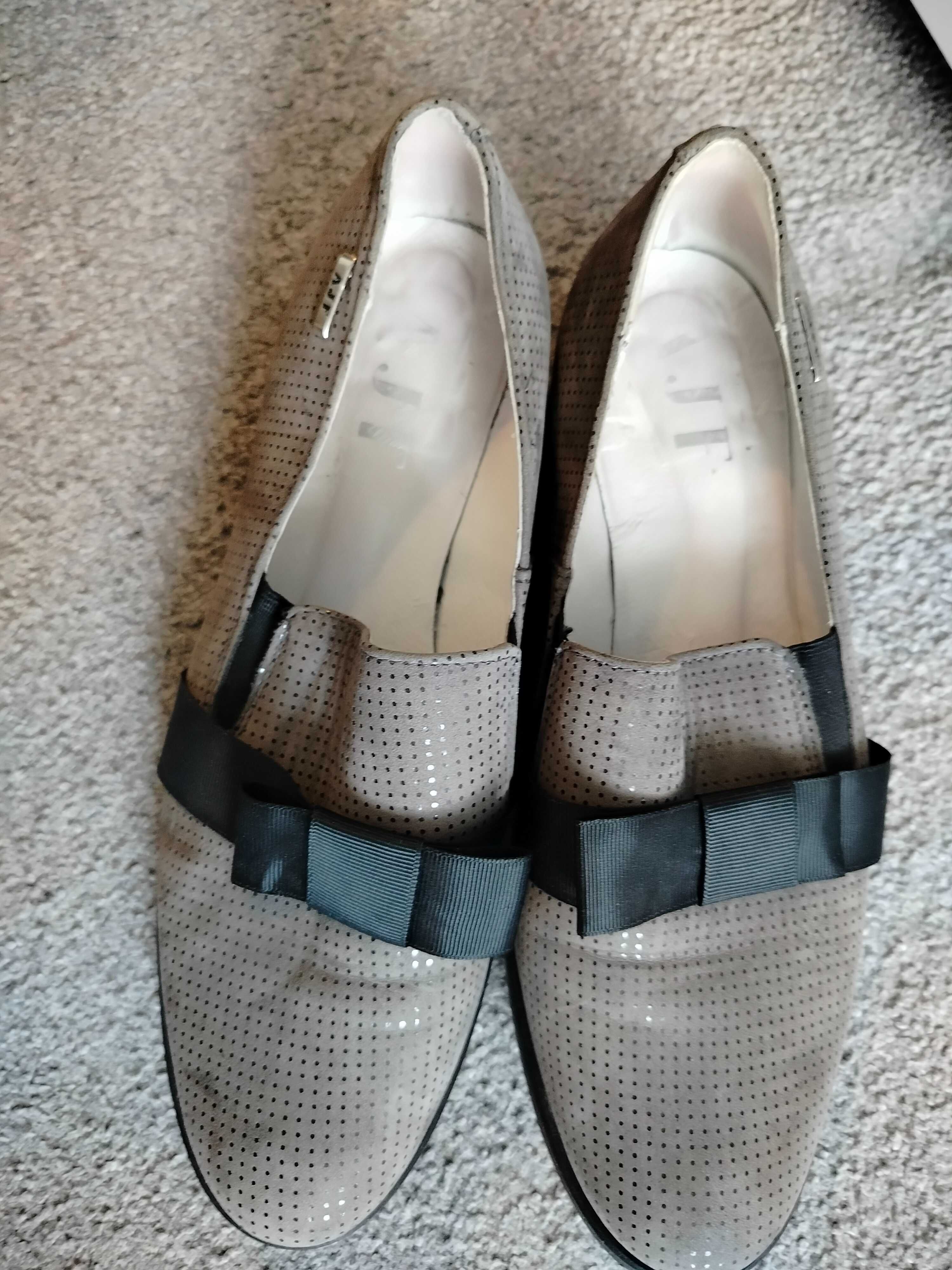 Buty skórzane lordsy szare AJF 38