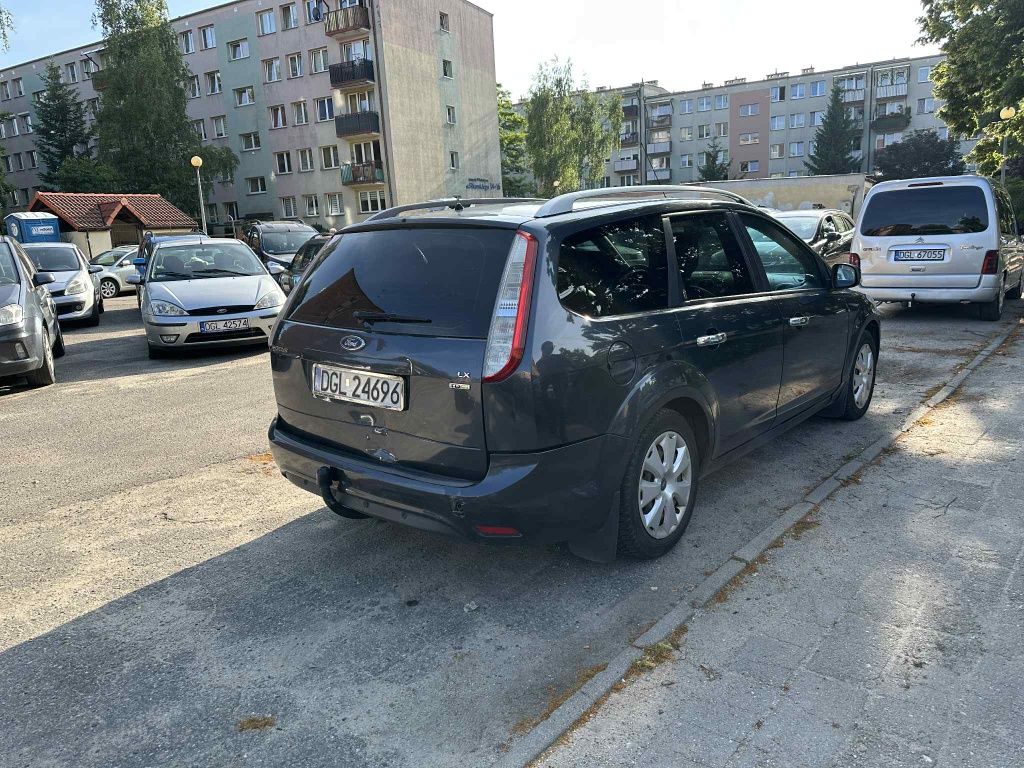 Ford focus MK2 uszkodzony