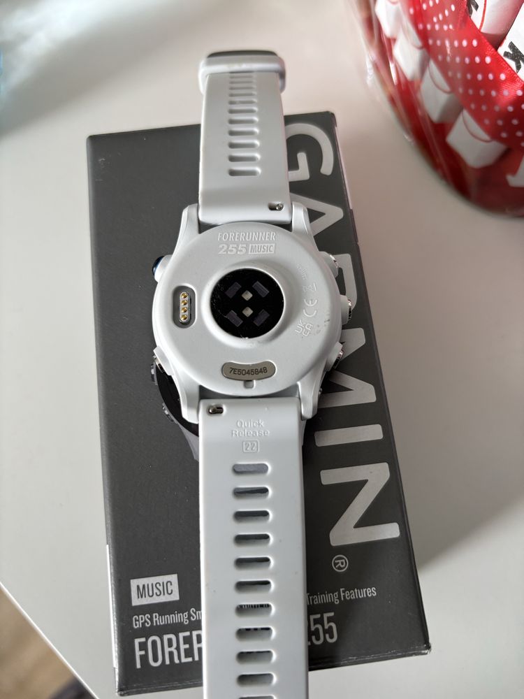 Zegarek sportowy GARMIN Forerunner 255 Music Biały