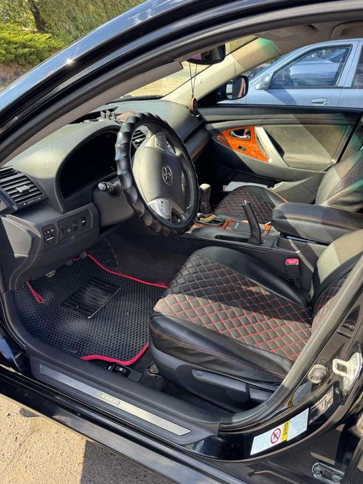 Автомобіль Тойота Камри