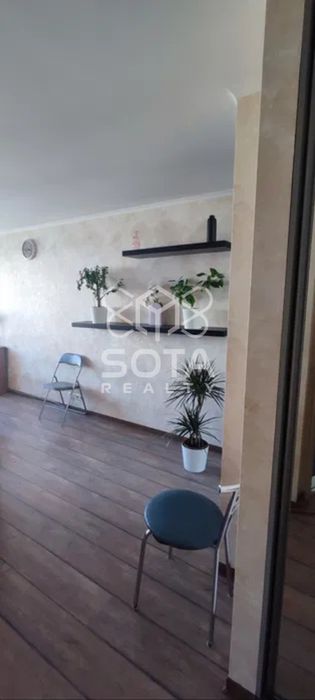 Затишна 1к квартира, вул. Ентузіастів 27, Русанівка