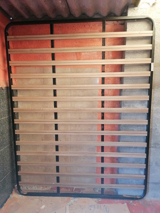Vendo estrado de cama 195x150