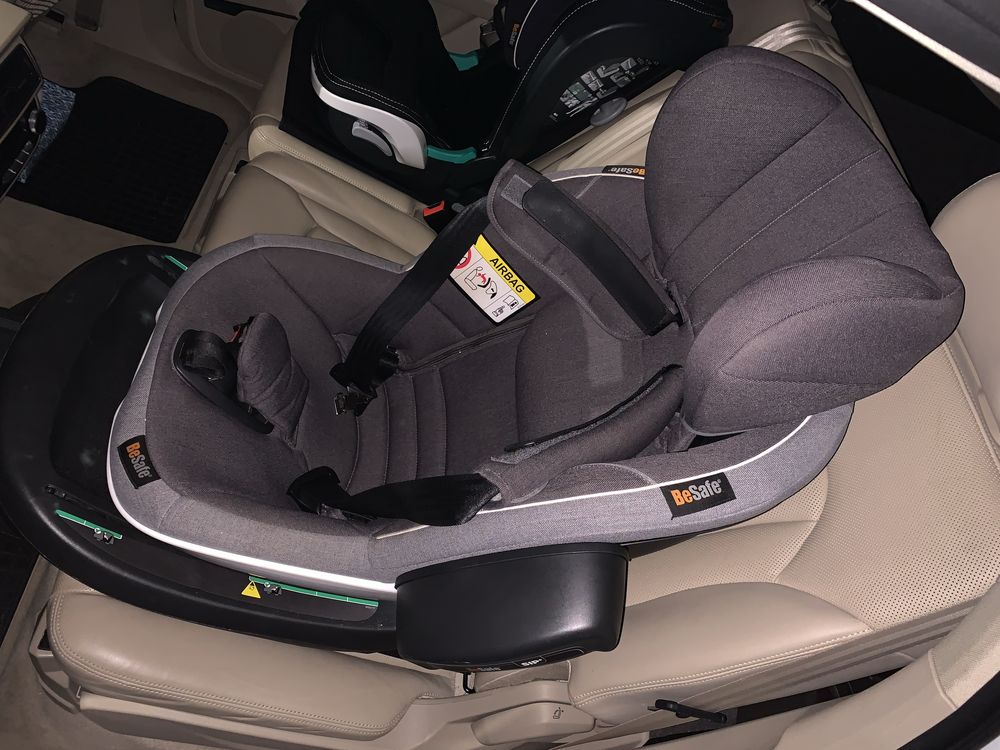 Fotelik Besafe izi modular i-size x1 baza isofix 6 mies 4 lata do auta