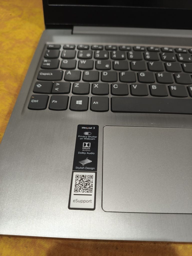Lenovo ideapad 3