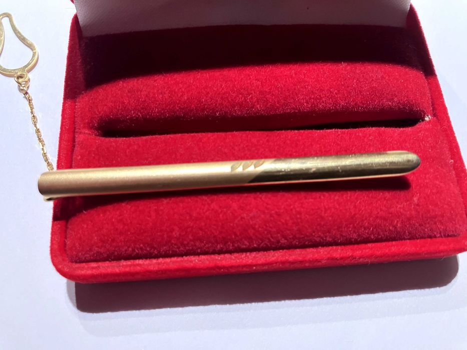 Złota spinka do krawata próba 585 wraz z oryginalnym opakowaniem
