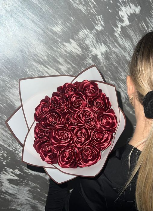 Wieczne róże ze wstążki. Prezent na dzień mamy, dzień kobiet, urodziny