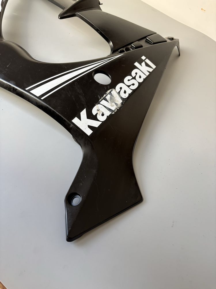 Plastik Boczek Osłona Owiewka KAWASAKI ZX-10R 11r.