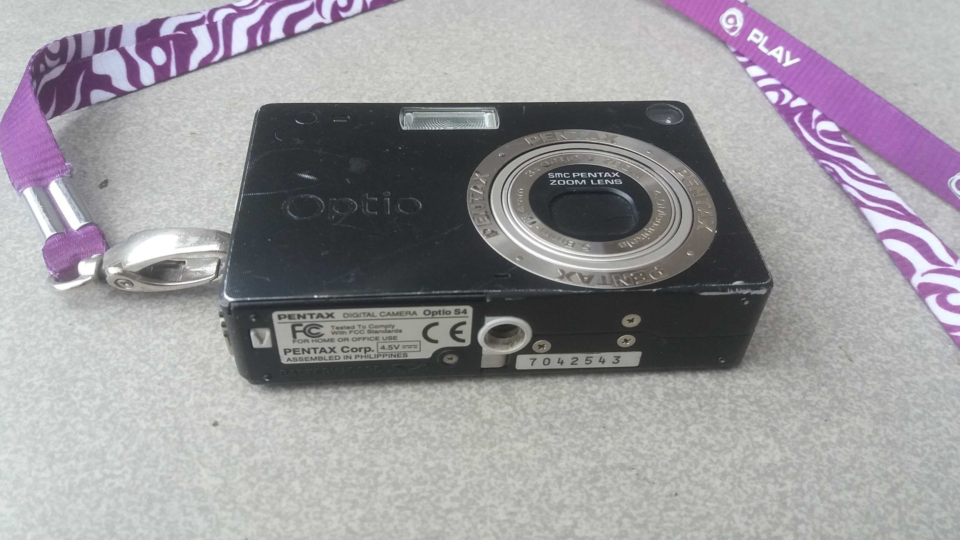 PENTAX  mini Kamera   Optio S4