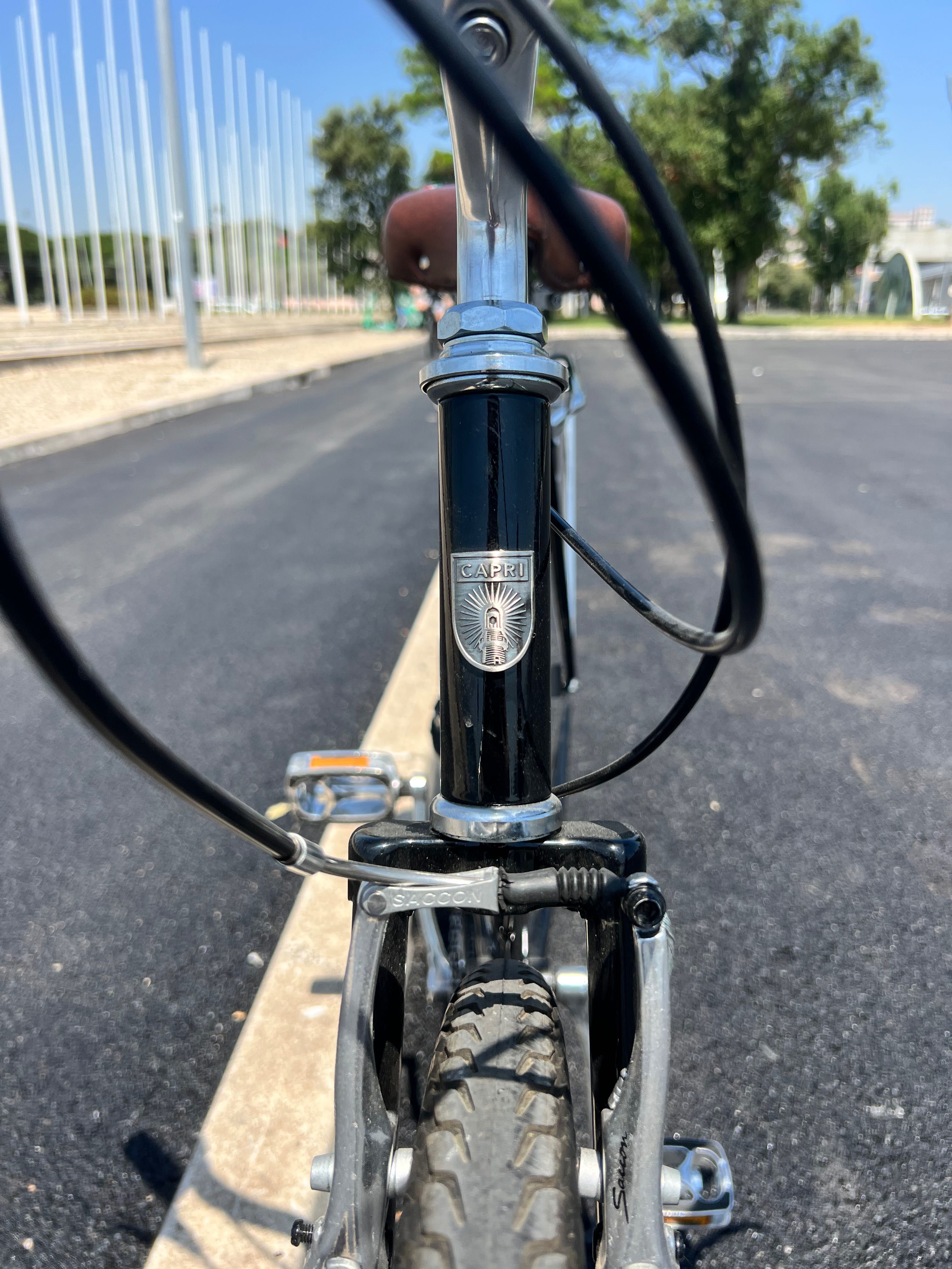 Bicicleta de turismo CAPRI - Como nova.