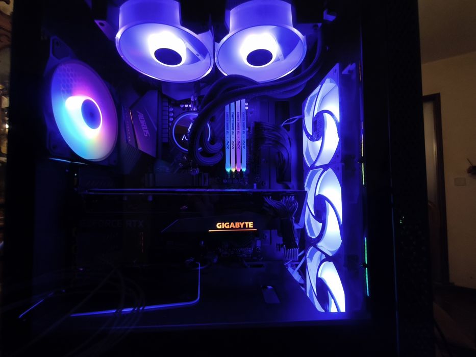 PC GAMER  Impecável