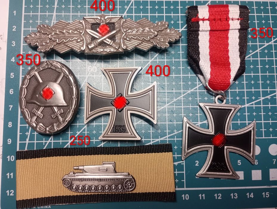 Значки в коллекцию