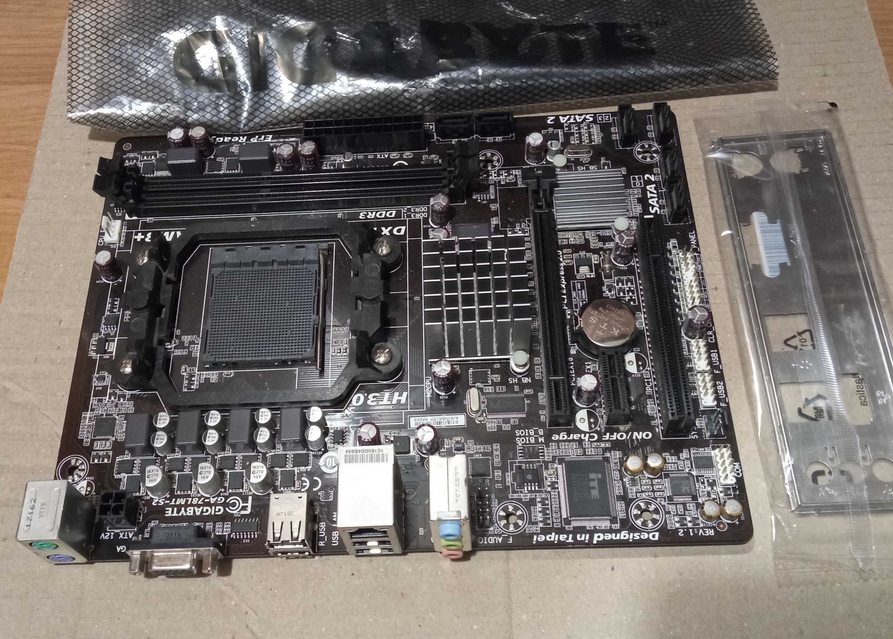 Материнская плата Gigabyte GA-78LMT-S2 (sAM3+)