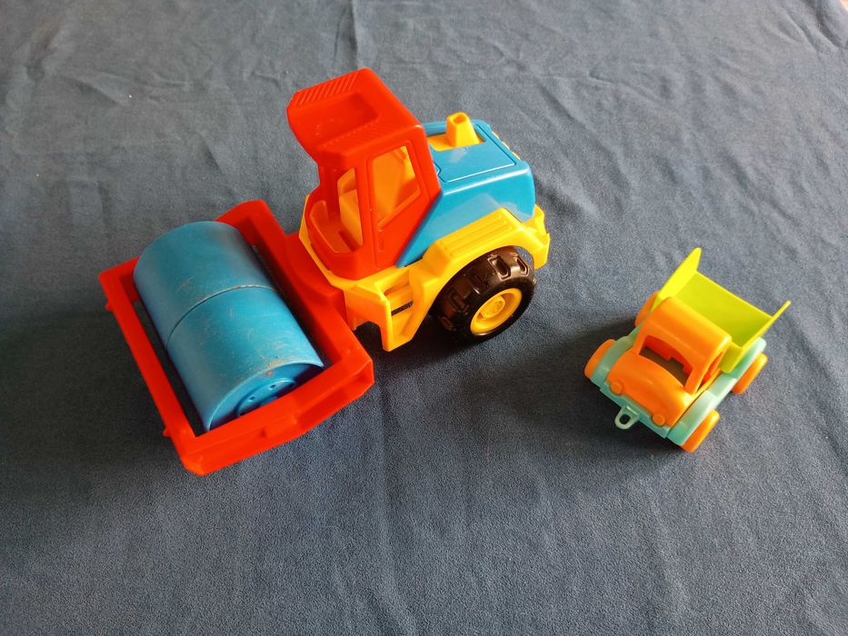 Używana zabawka walec drogowy Wader 23 cm