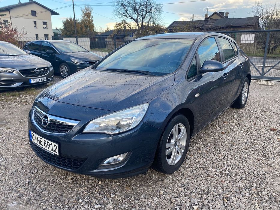 Opel Astra 1.4 16V 140KM.2Kpl.Kół.Klima.NAVI.Stan BDB. Czujniki parkowania.
