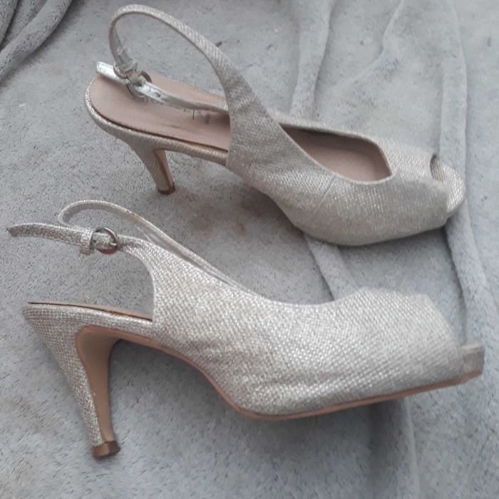 Buty brokatowe na malej platformie 39