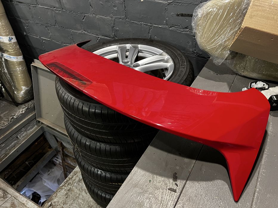 Спойлер двери багажника Honda HR-V 16-22