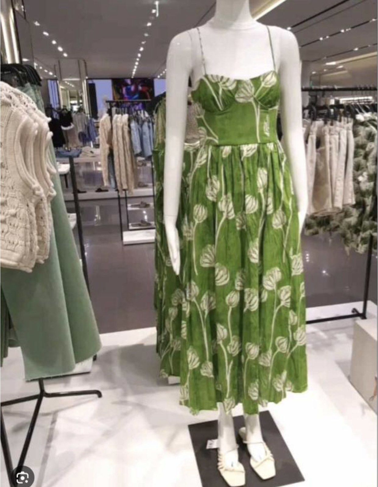 Нарядна сукня , сарафан Zara