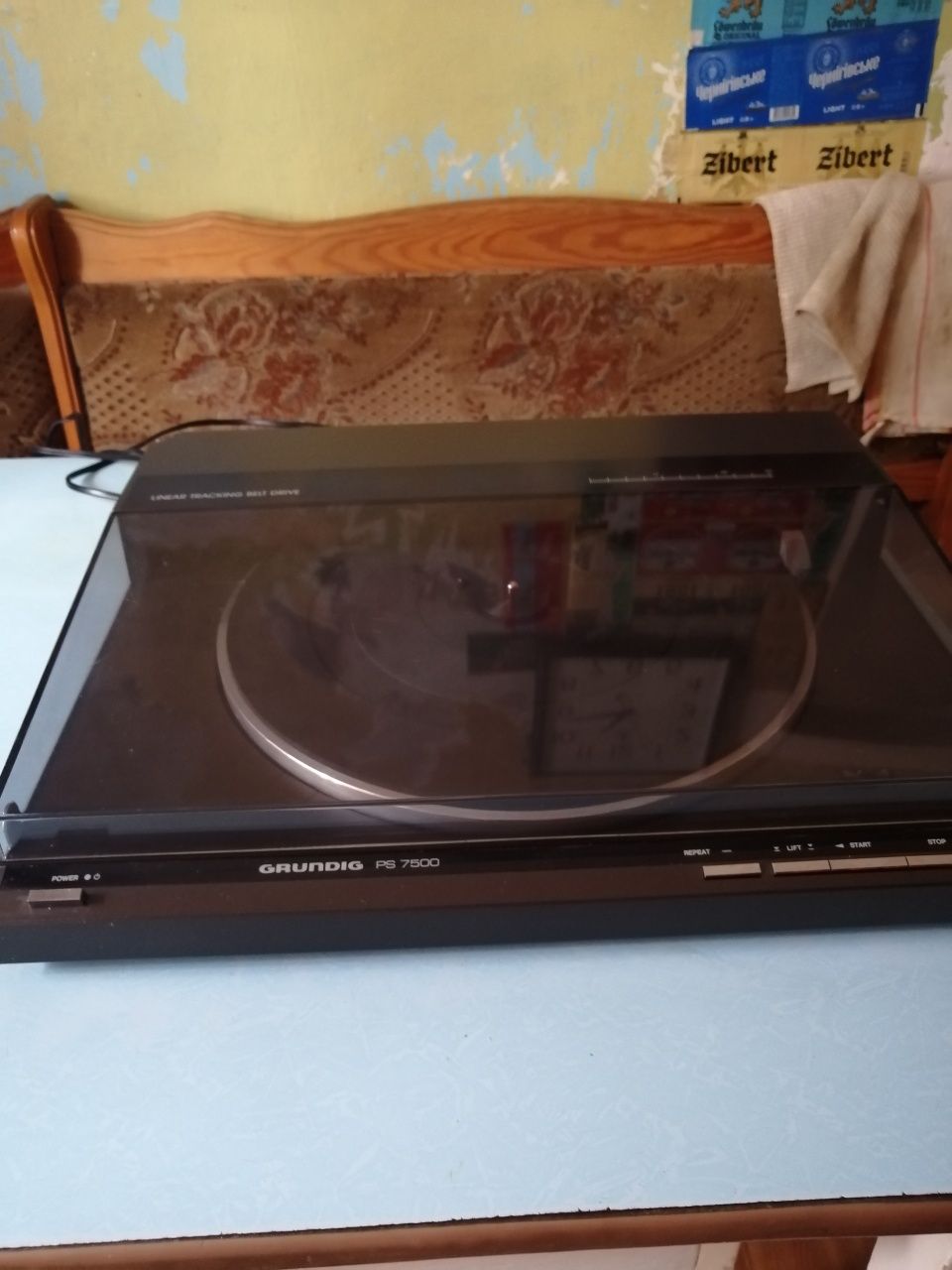 Продам виниловый проигрователи Grundig PS 7500