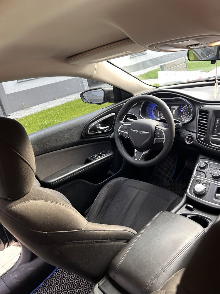 Chrysler 200 2.4 AT, 2016