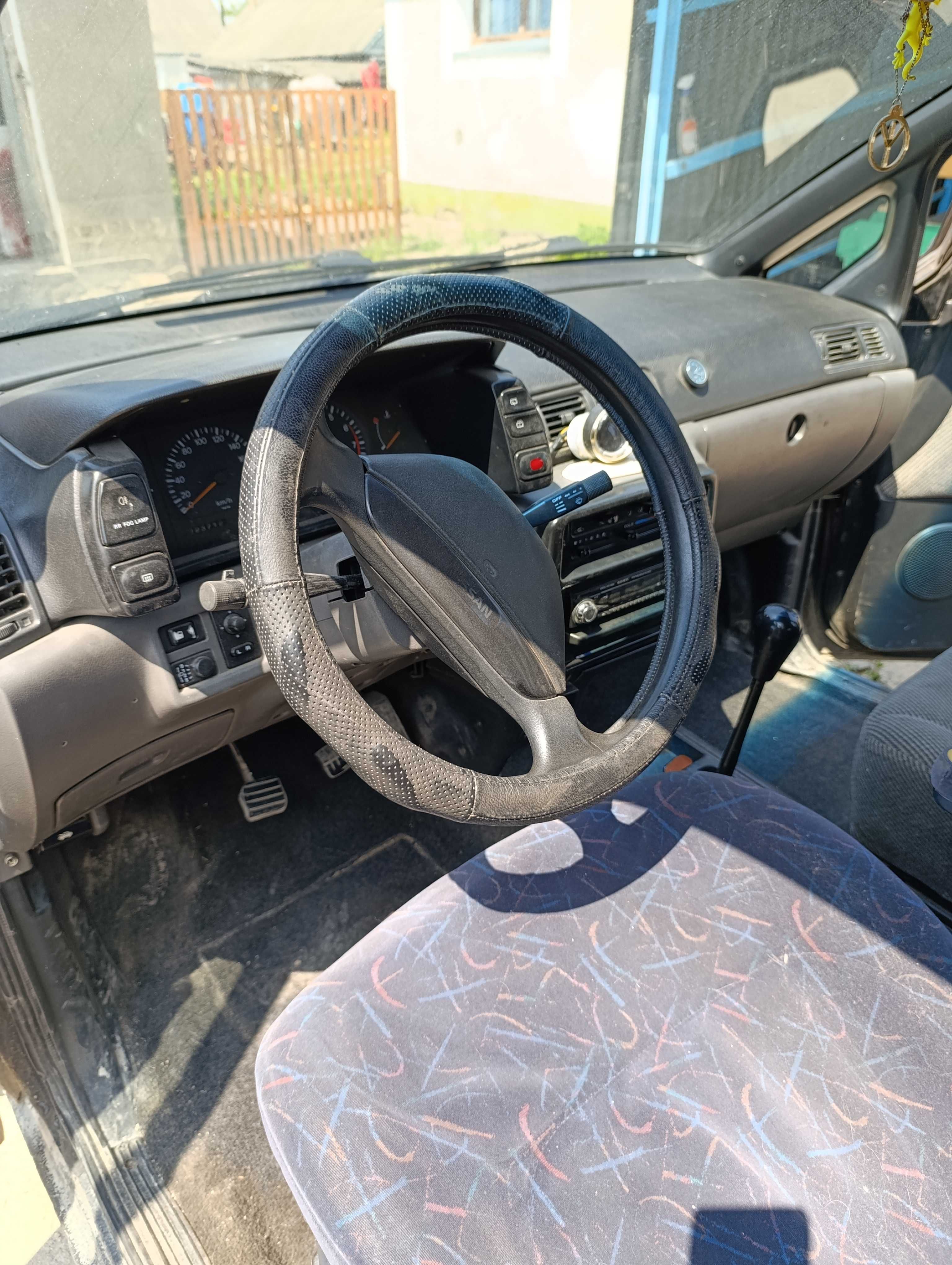Продам Nissan Priarie