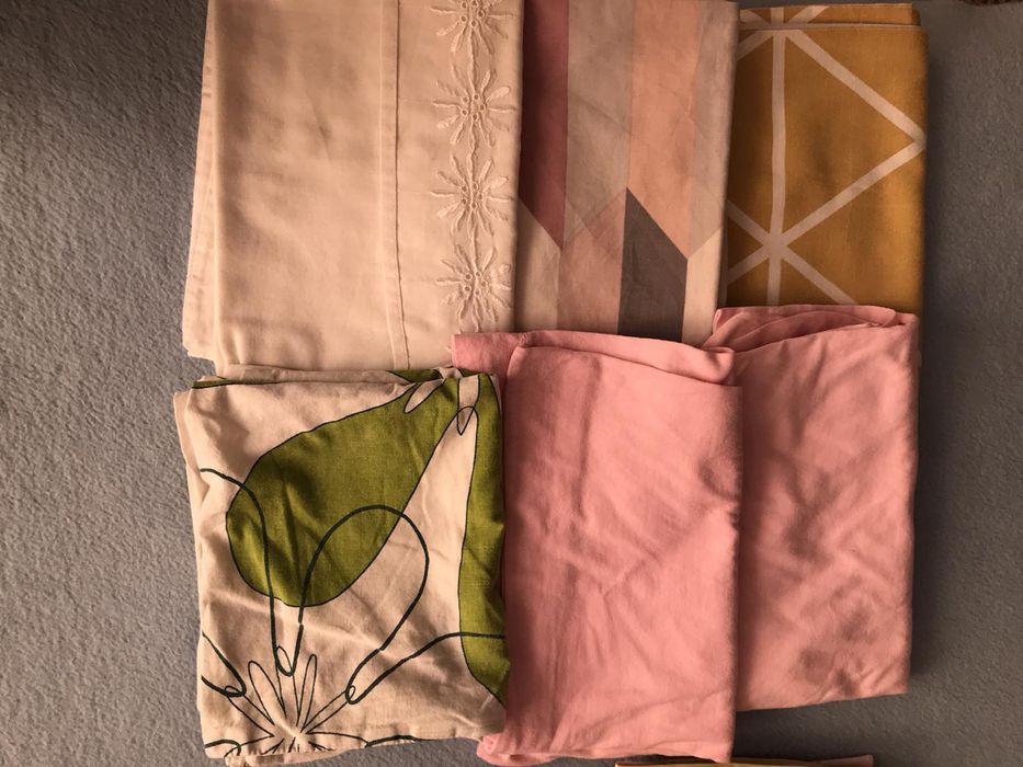 Наволочка на подушку 50см*70см в ідеальному стані (євростандарт)