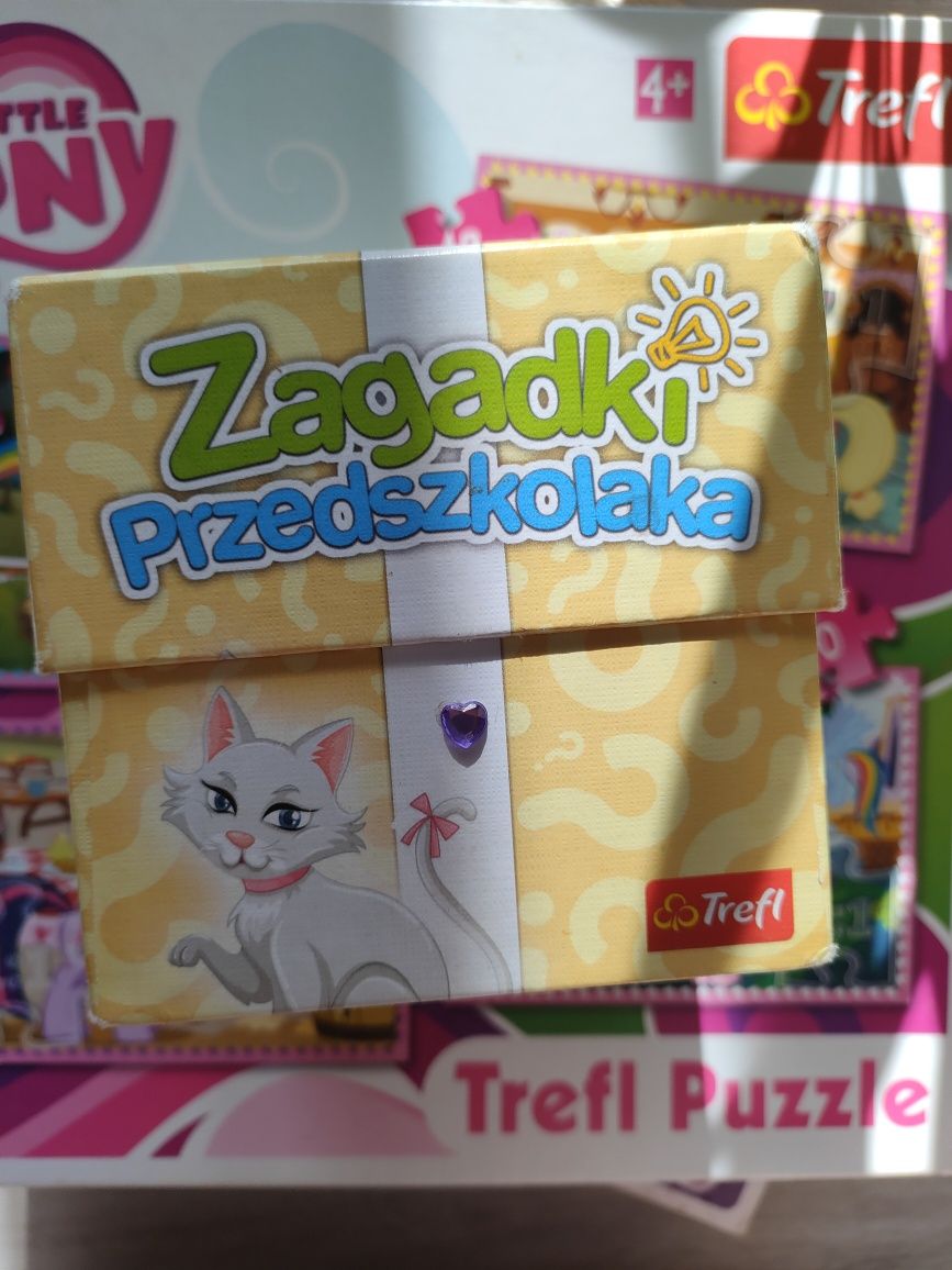 Zestaw gier i puzzli gratis kredki