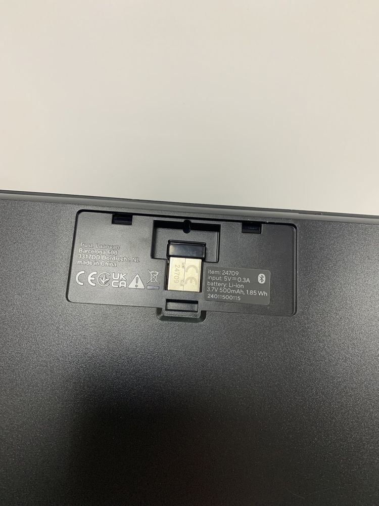 Бездротова клавіатура Trust Lyra Wireless Keyboard (НОВА, з Європи)