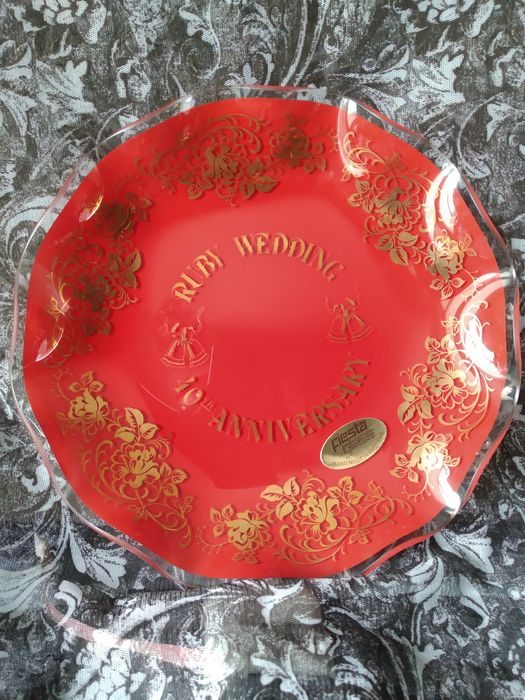 Декоративна тарілка