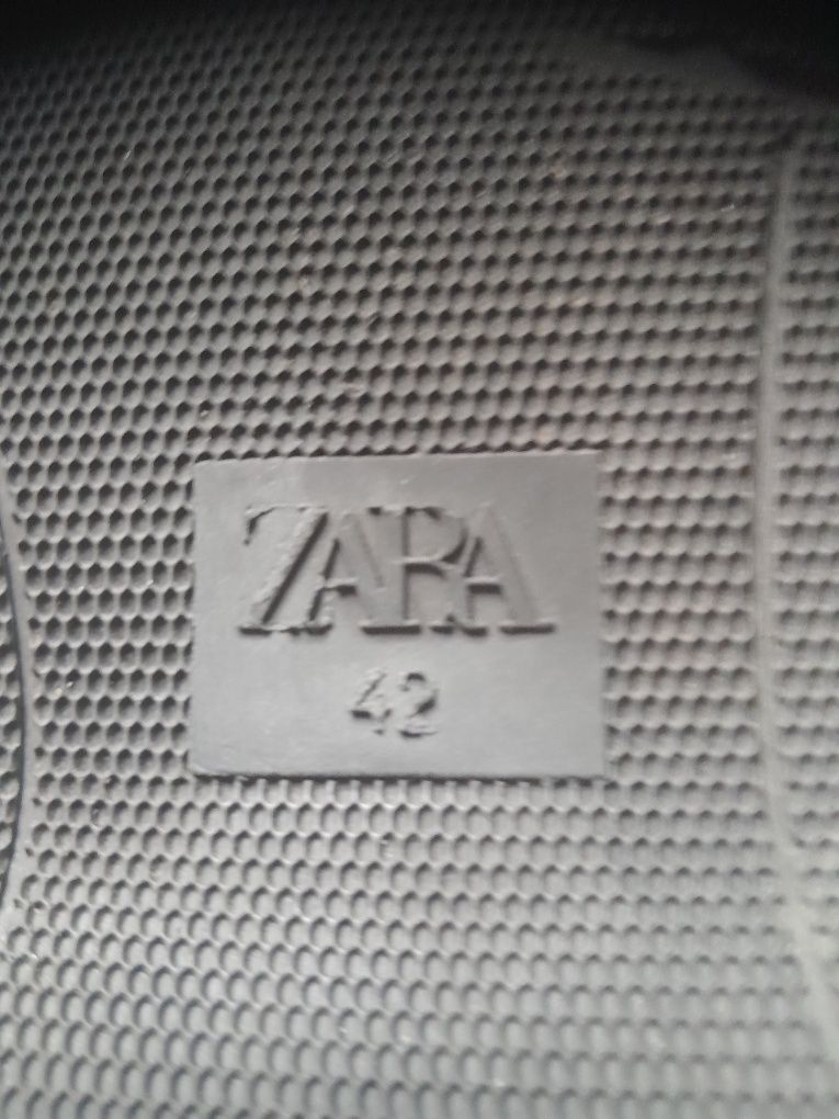 Buty sztyblety ZARA