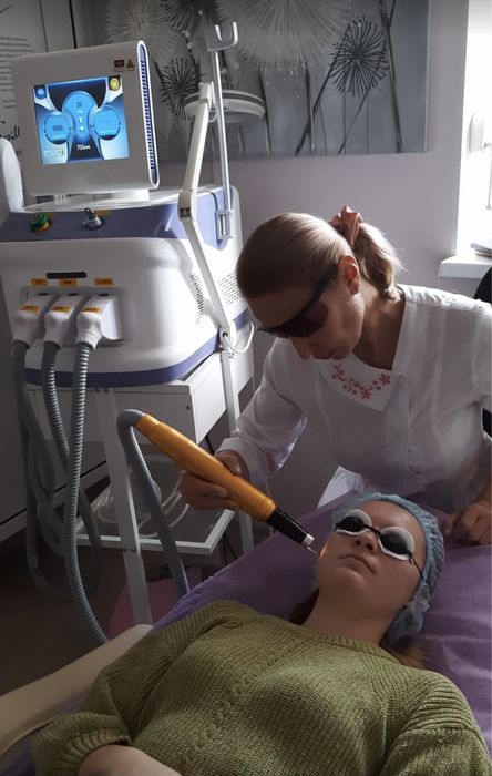 Удаление лазером: геморроя, трещин,полипов, родинок, бородавок и тд.