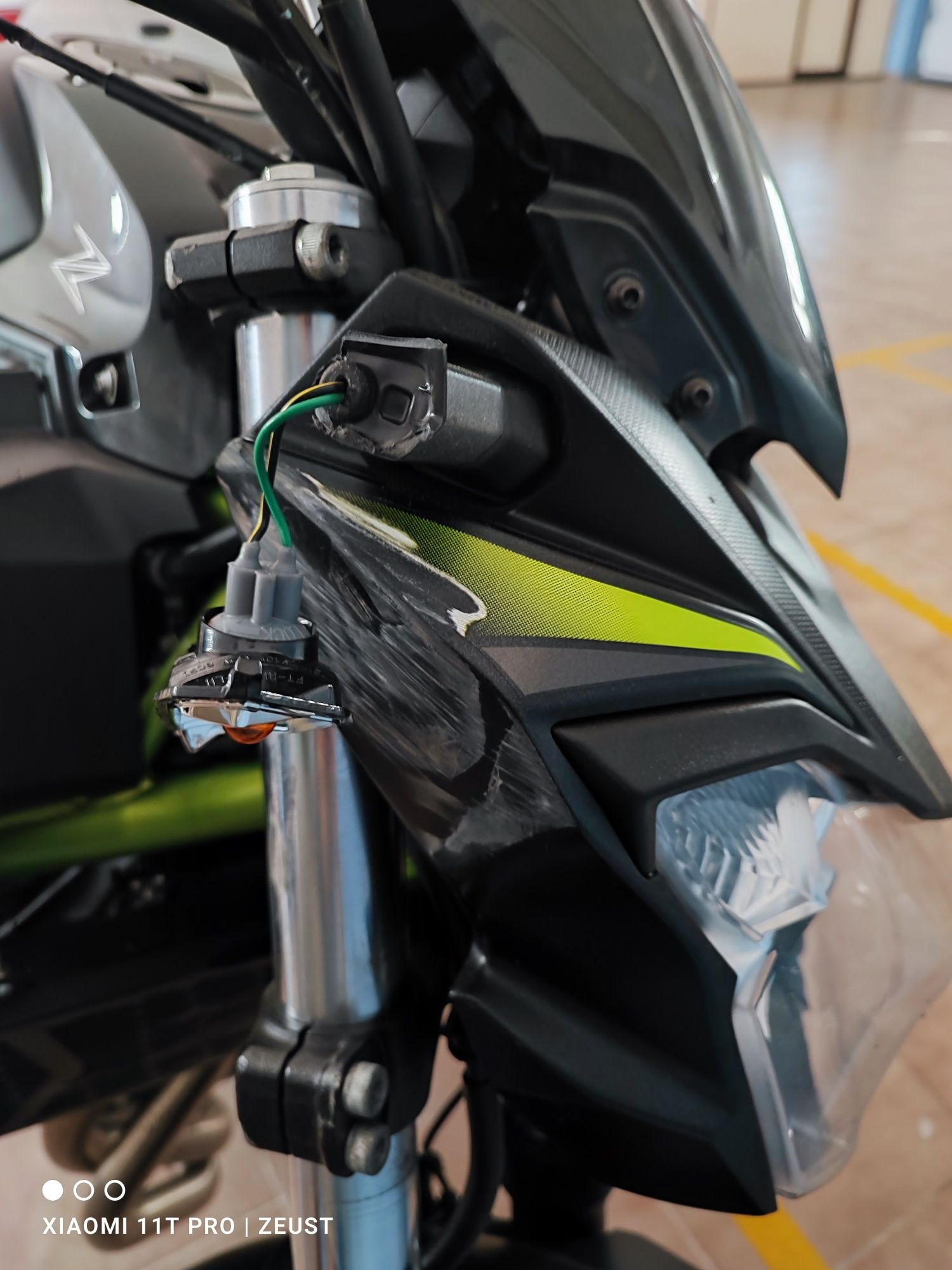 Kawasaki Z650 Acidentada