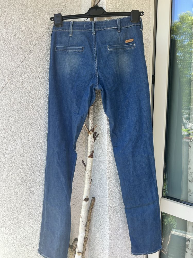 Spodnie Wrangler 28/32 - super / prosta nogawka