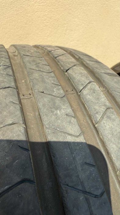 Pneus Pirelli P-Zero (PZ4) - 235/35/19