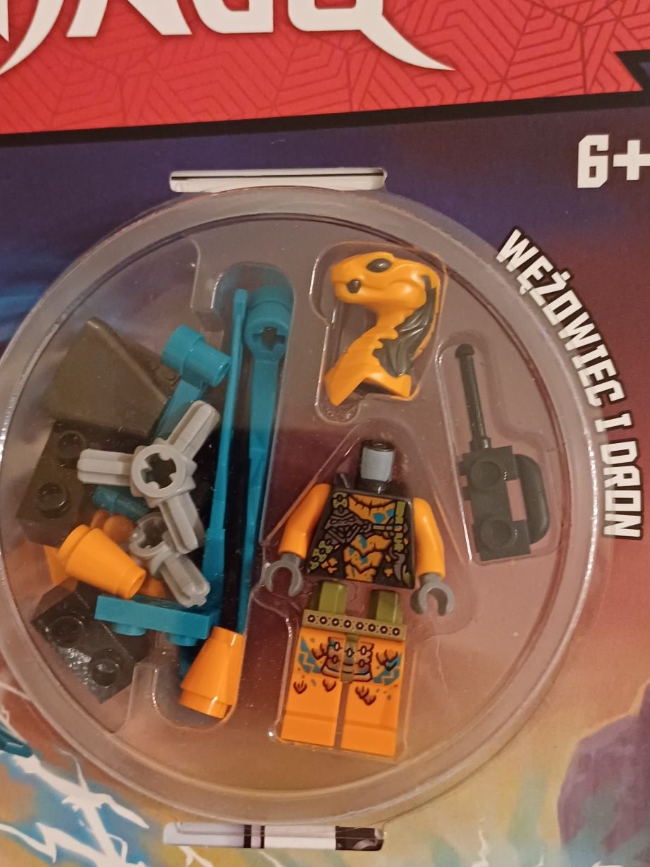 Ninjago figurka z komiksem