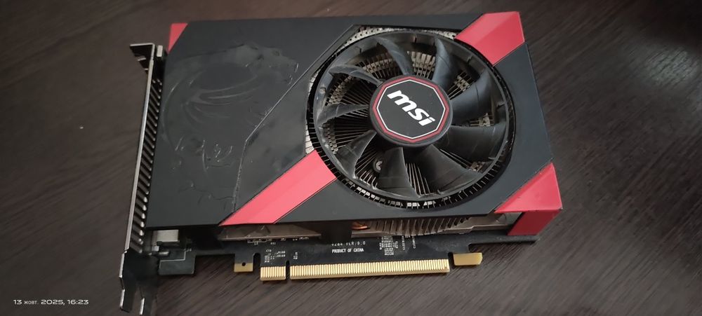 Відеокарта msi.  .