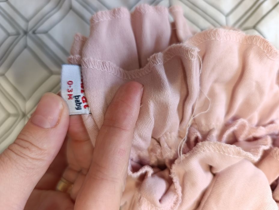 Святкове боді на дівчинку