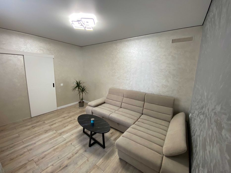 Новобудова з гарним ремонтом підходить під іпотеку