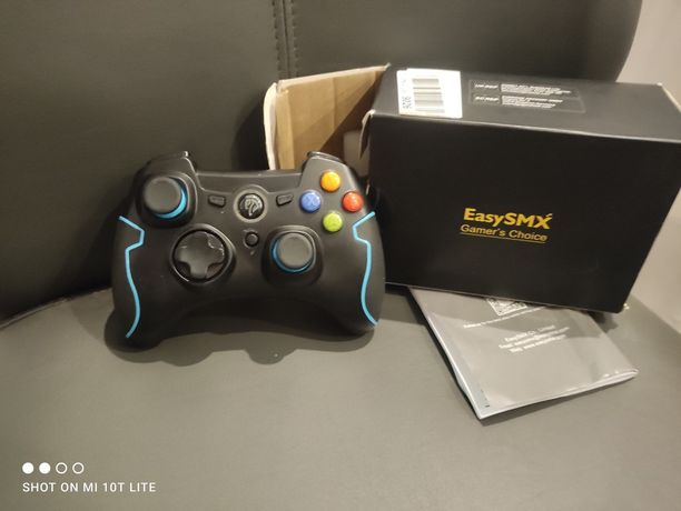 Bezprzewodowy gamepad EasySMX 2.4G