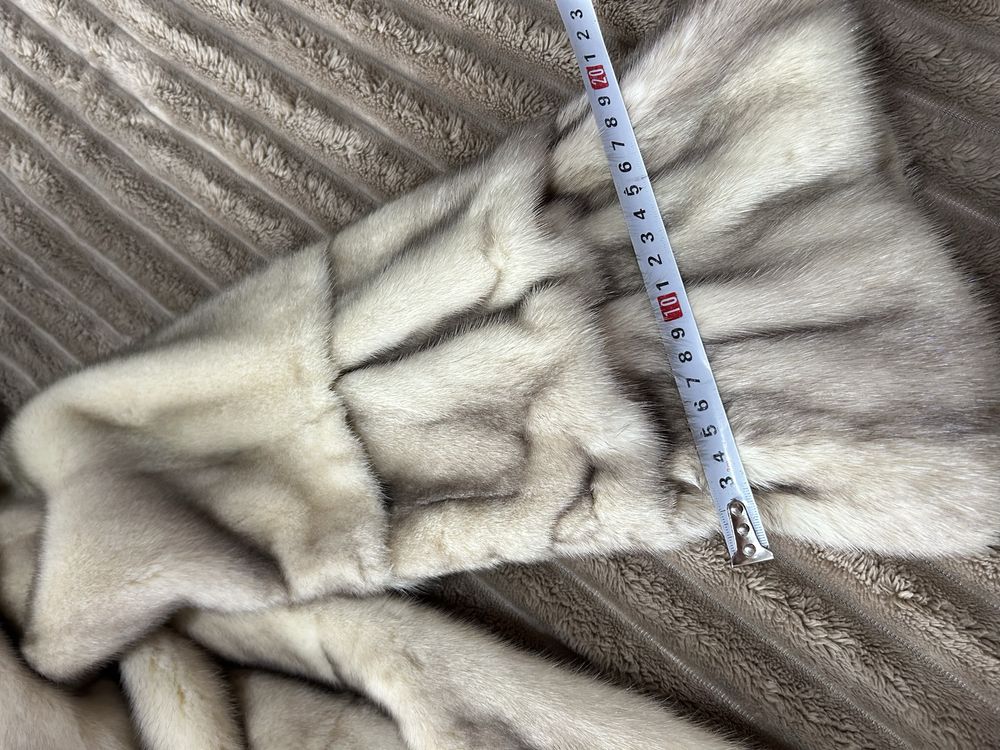 Продам норковую шубу s/m