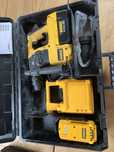 DeWalt DC234 36V młot