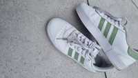 Adidas court bold cold white sneakersy 41'5 26 cm z pistacjowymi paska