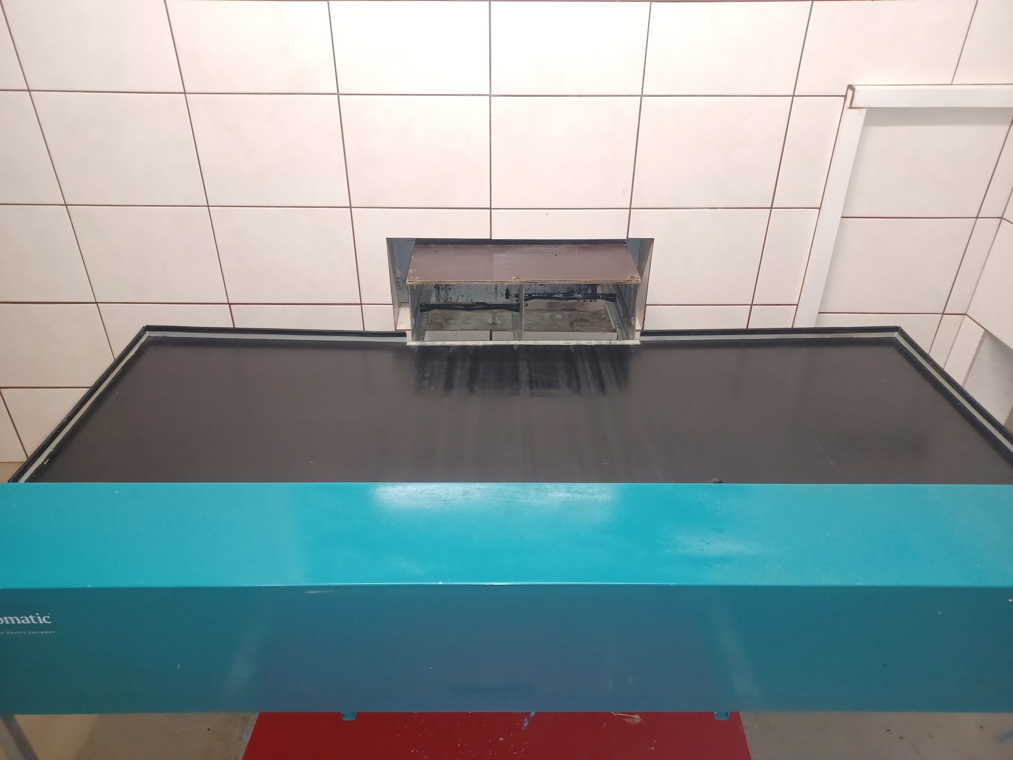 Gniazda automatyczne Vencomatic dla kur