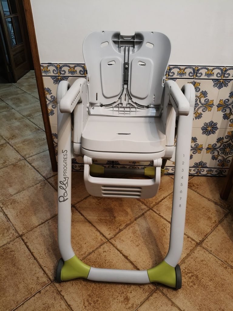Cadeira de refeição chicco